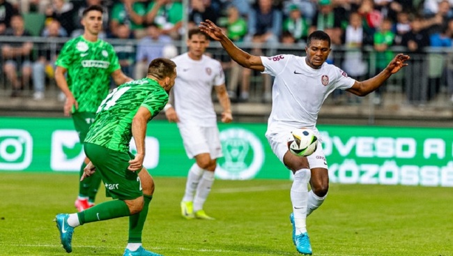 Màn thư hùng CFR Cluj vs Paksi SE