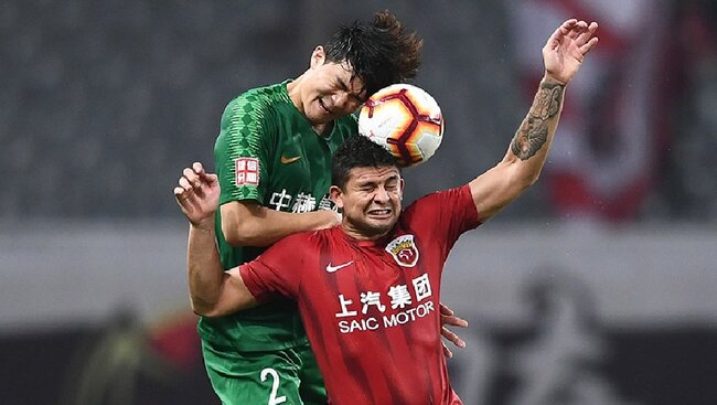 Màn đụng độ hấp dẫn Shanghai Port vs Henan FC